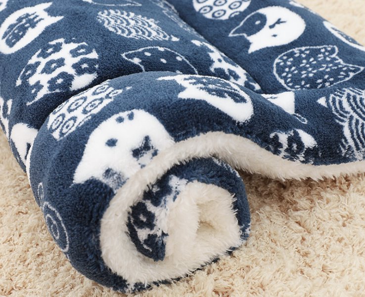 Thick and Soft Pet Blanket Dog Beds Best Pet Store Blue With Cat Medium 